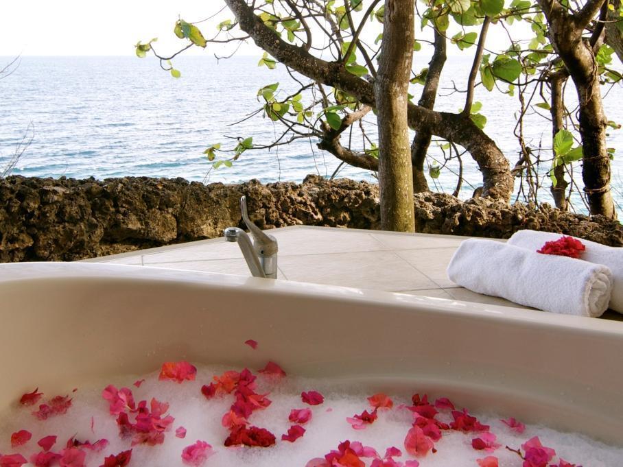 Antulang Beach Resort Siaton Kültér fotó