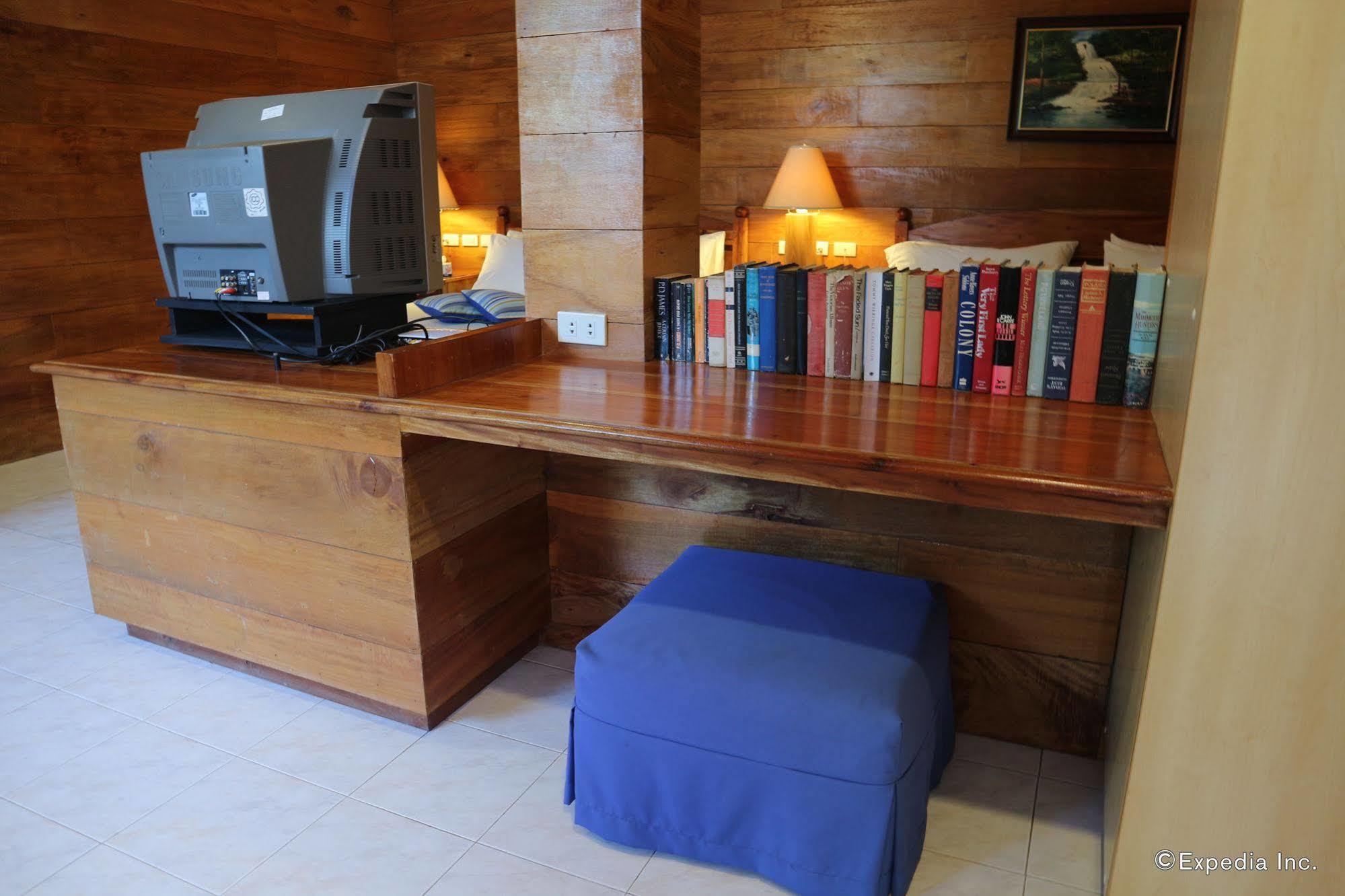 Antulang Beach Resort Siaton Kültér fotó